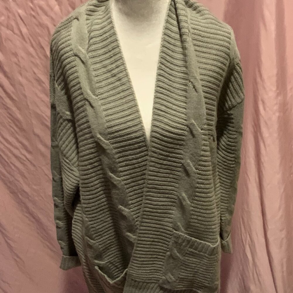 Collection Etc Gray sweater Sz L